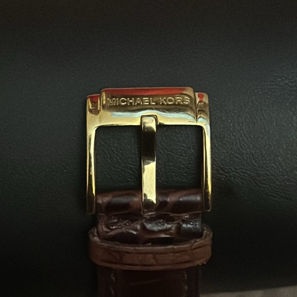 Michael Kors MK 5106 Gold Bling Watch with Genuine Leather Brown Band - Picture 10 of 12